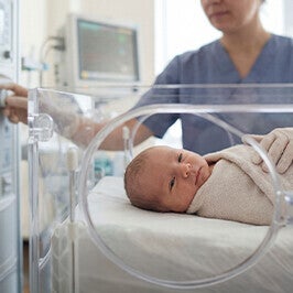 pre-term_baby_266x266
